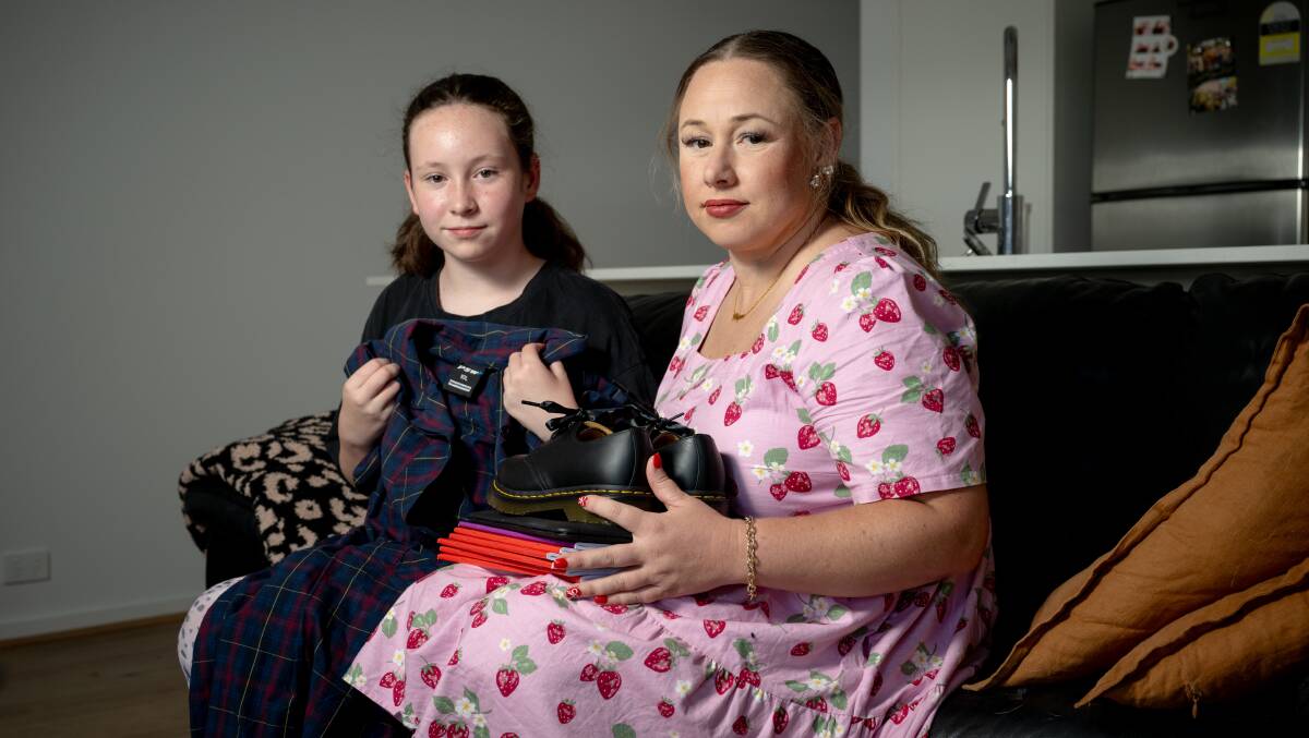 Olivia Olsen, 12, pictured with mum Megan, will be starting year 7 this year. Picture by Elesa Kurtz.