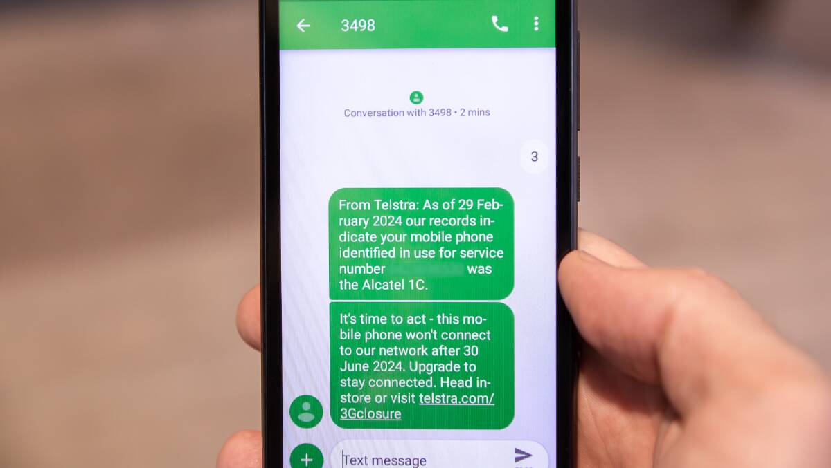 An example of the Telstra text message phones incompatible with the 4G and 5G network will receive. File picture