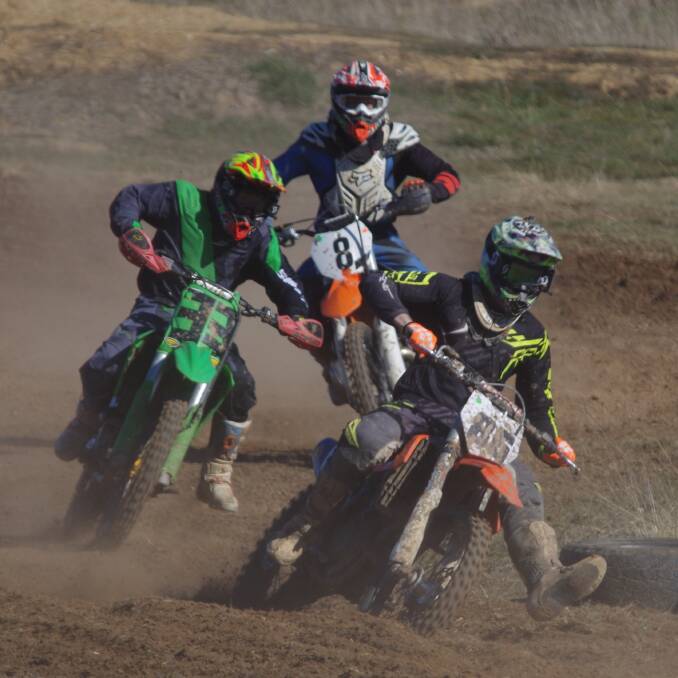 FINAL ROUND: Close senior Amcross racing in the final round of the series on Sunday afternoon at Herfoss Farm Goulburn. Photo: Darryl Fernance