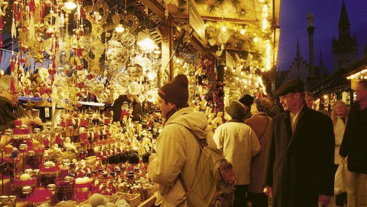 Browsing the stalls of the Christmas market in Munich.



GER 2270x.jpg