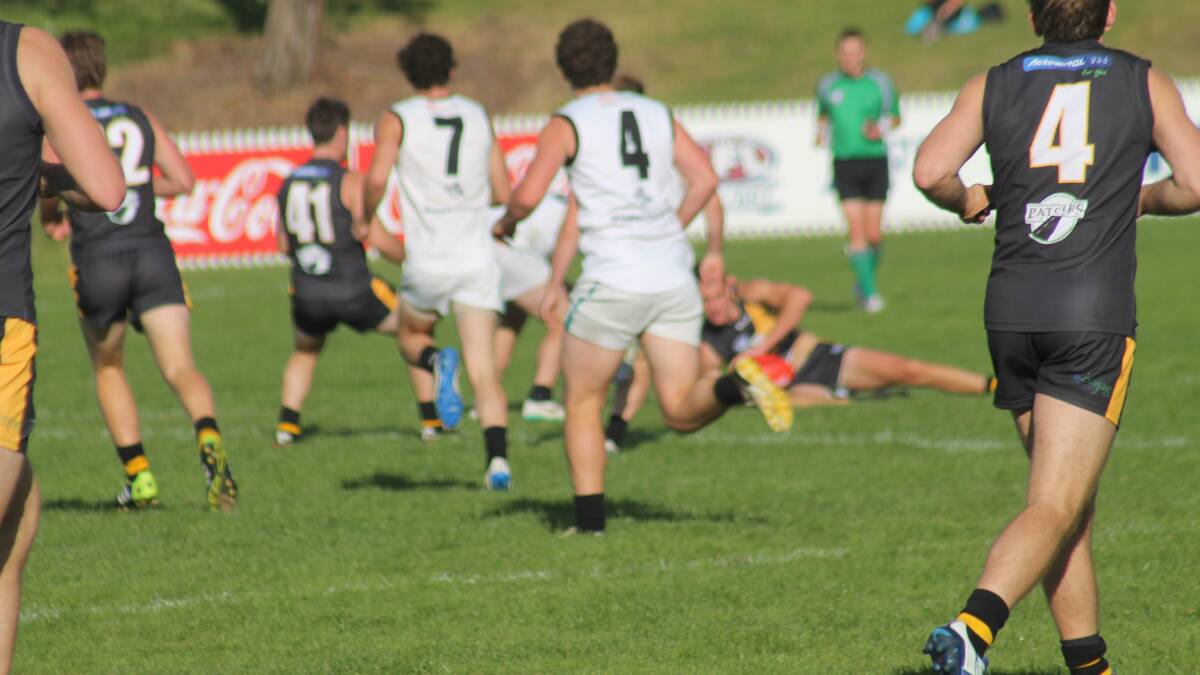 Queanbeyan Tigers v Belconnen Magpies NEAFL action | Gallery