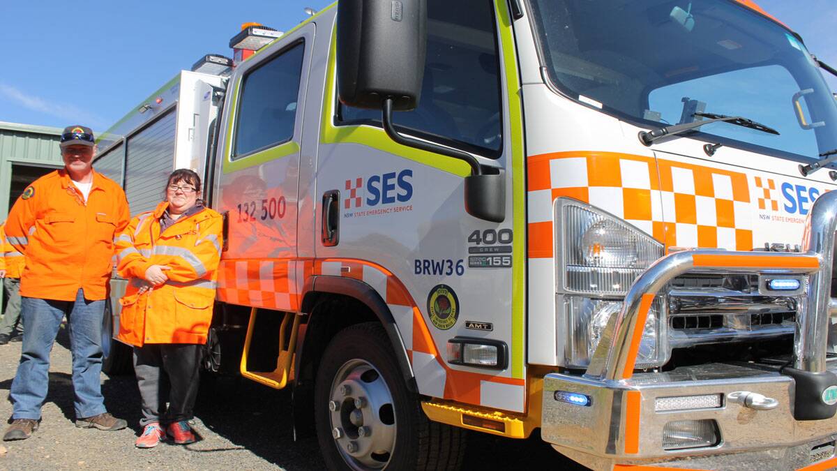SES Volunteers Shane Scott and Tracey Sykes with Braidwood’s new truck. the Braidwood unit was the only unit from the district to be allocated a new truck as we had a shed big enough to accommodate it. 