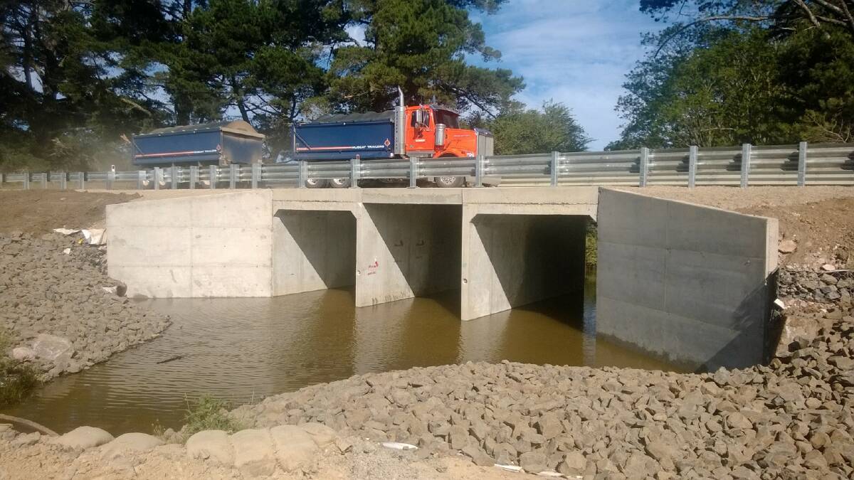The new St Omer Creek crossing on the Nerriga Road (MR92).