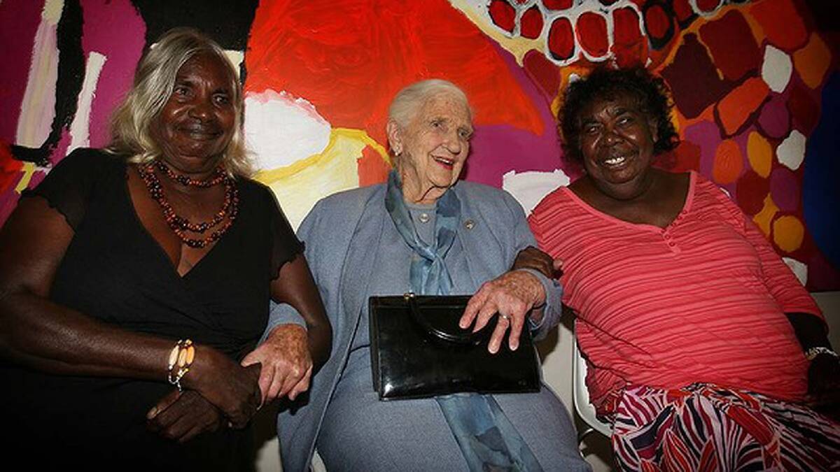 Dame Elisabeth with artist Neta Loogatha (left) and artist Ethel Thomas at her 99th birthday celebrations. Photo: John Woudstra