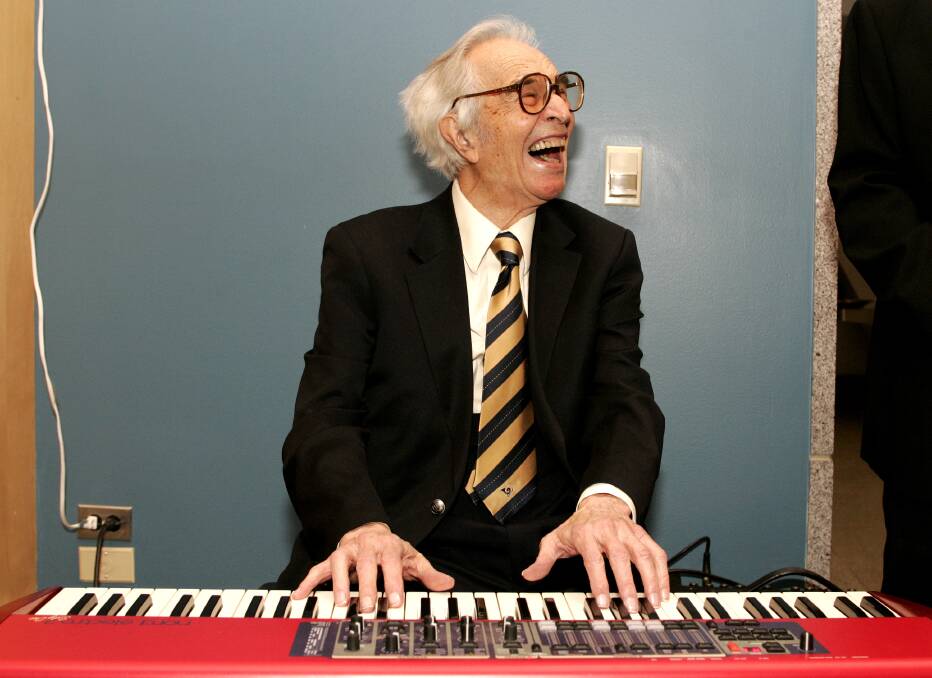 Dave Brubeck plays a keyboard at his induction with 12 other honorees into the 2008 California Hall of Fame at The California Museum on December 15, 2008 in Sacramento, California. Photo by The California Museum via Getty Images
