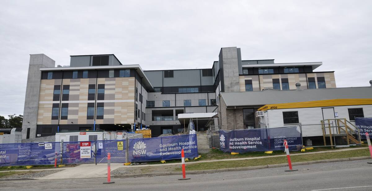 The Goulburn Base Hospital construction site was closed for deep cleaning on Wednesday following a positive COVID-19 case last Friday. Photo: Louise Thrower.