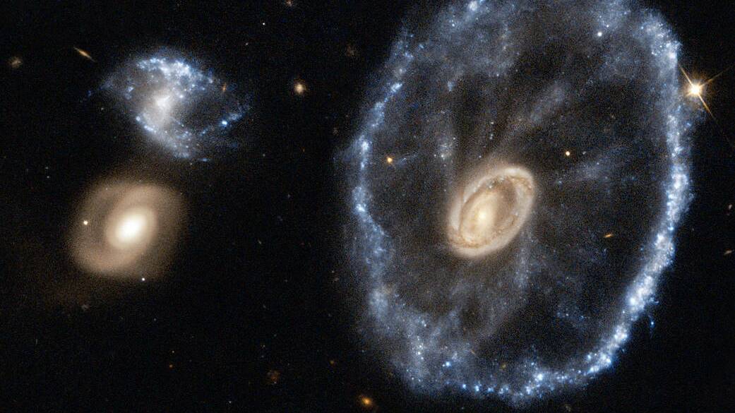 Hubbles Cartwheel Galaxy. Credit: ESA/Hubble & NASA.