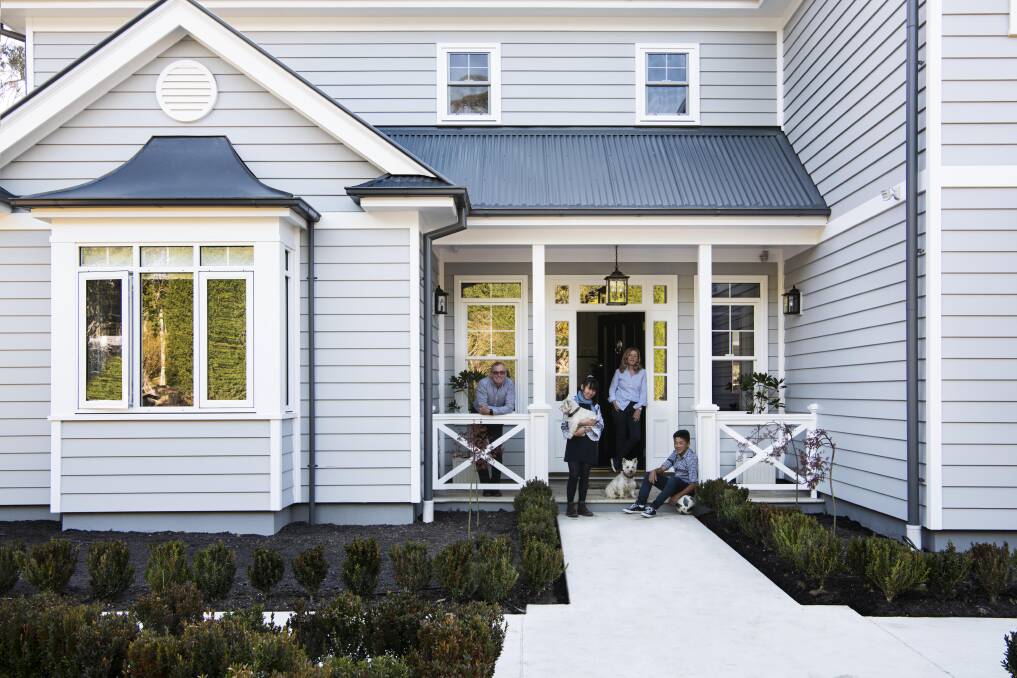 Hamptons home given a country twist