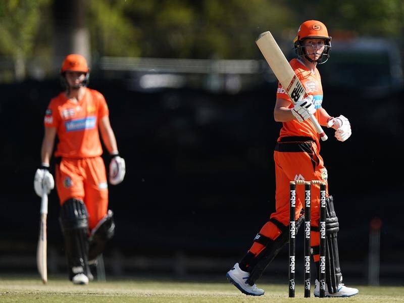 Perth have cruised to a nine-wicket WBBL win over Melbourne Stars via Meg Lanning (R) and Amy Jones.