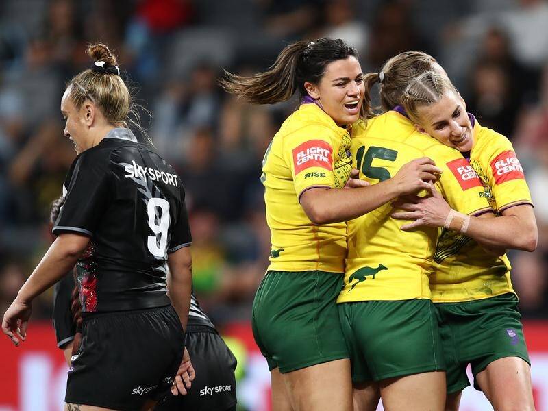 Australia's Jillaroos started the World Cup Nines in Sydney strongly to be on track for the final.