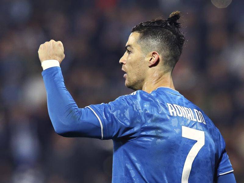 Juventus striker Cristiano Ronaldo netted in a record-equalling 11th consecutive Serie A game.