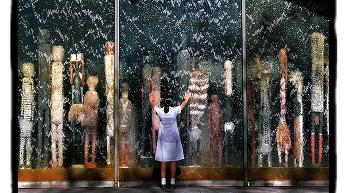 Geelong Grammar Students in front of the Water Wall at the NGV - National Gallery of Victoria on March 25, 1999. Photo: Cathryn Tremain