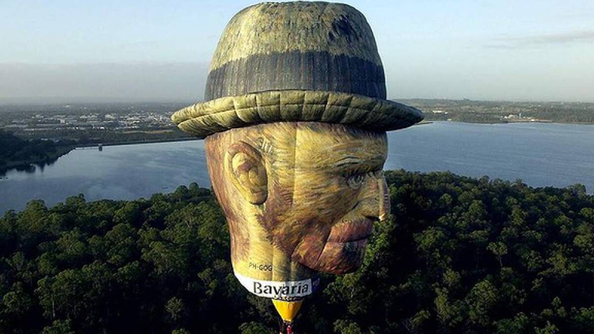 A 30-metre high hot air balloon portraying the famous artist Vincent van Gogh came to Canberra in 2004. Photo: Reuters