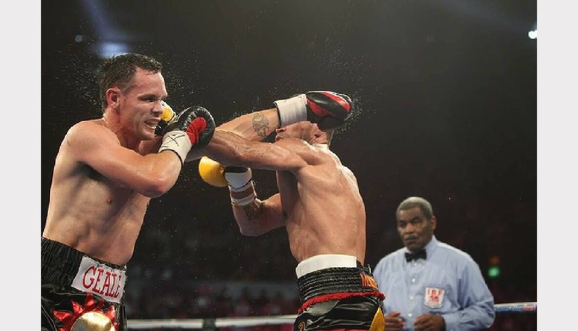 Daniel Geale vs Anthony Mundine in the IBF Middleweight World title fight at The Entertainment Centre Sydney. Photo: Anthony Johnson